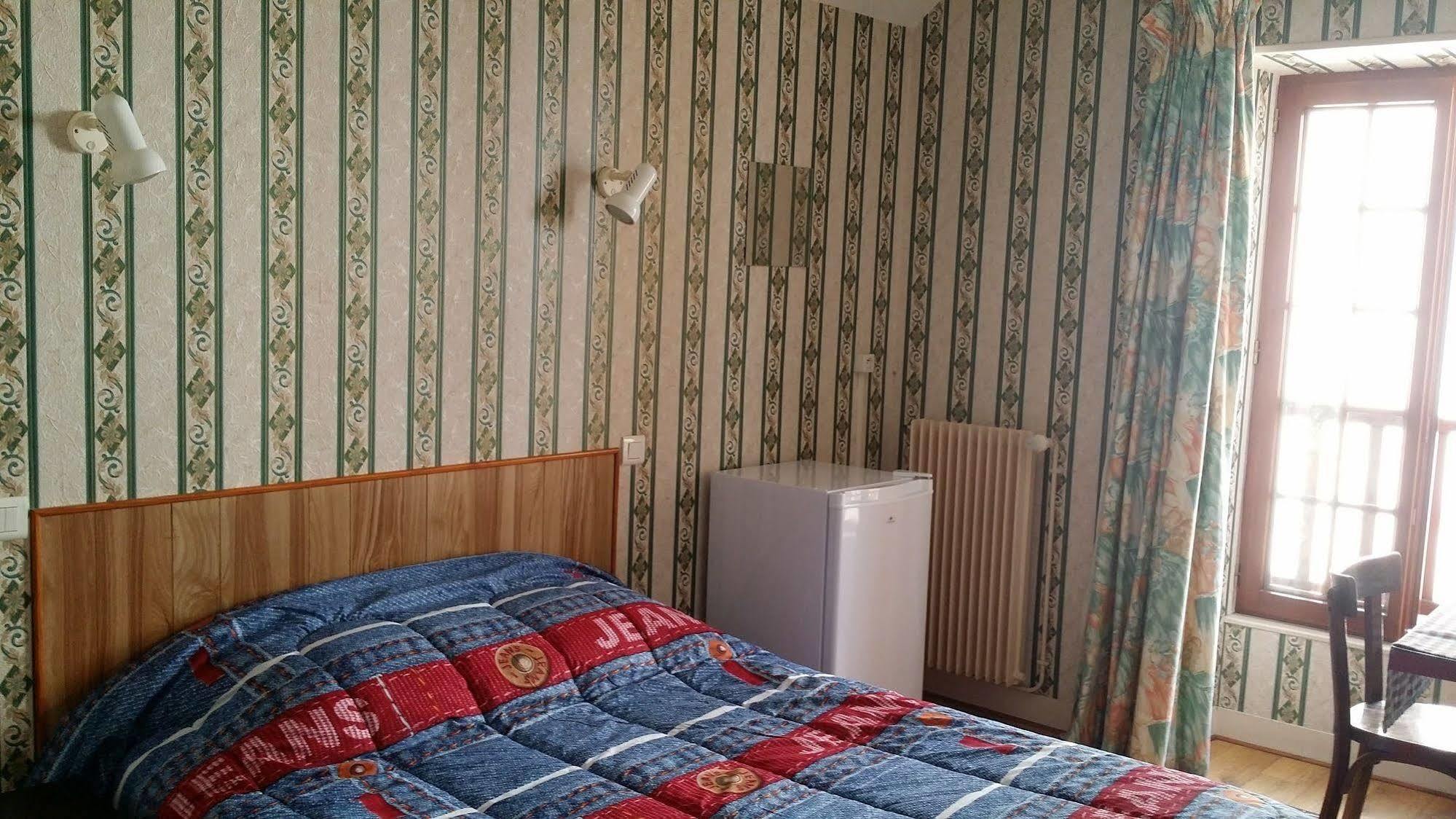 A La Vielle Halle Souppes-sur-Loing Esterno foto